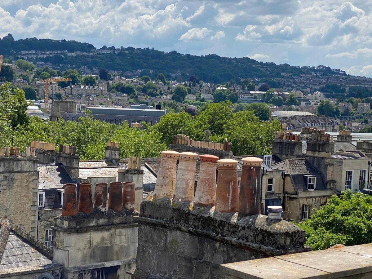 Bath Roof Terrace Apartment, City Centre, Sleeps Up To 8 Exterior foto