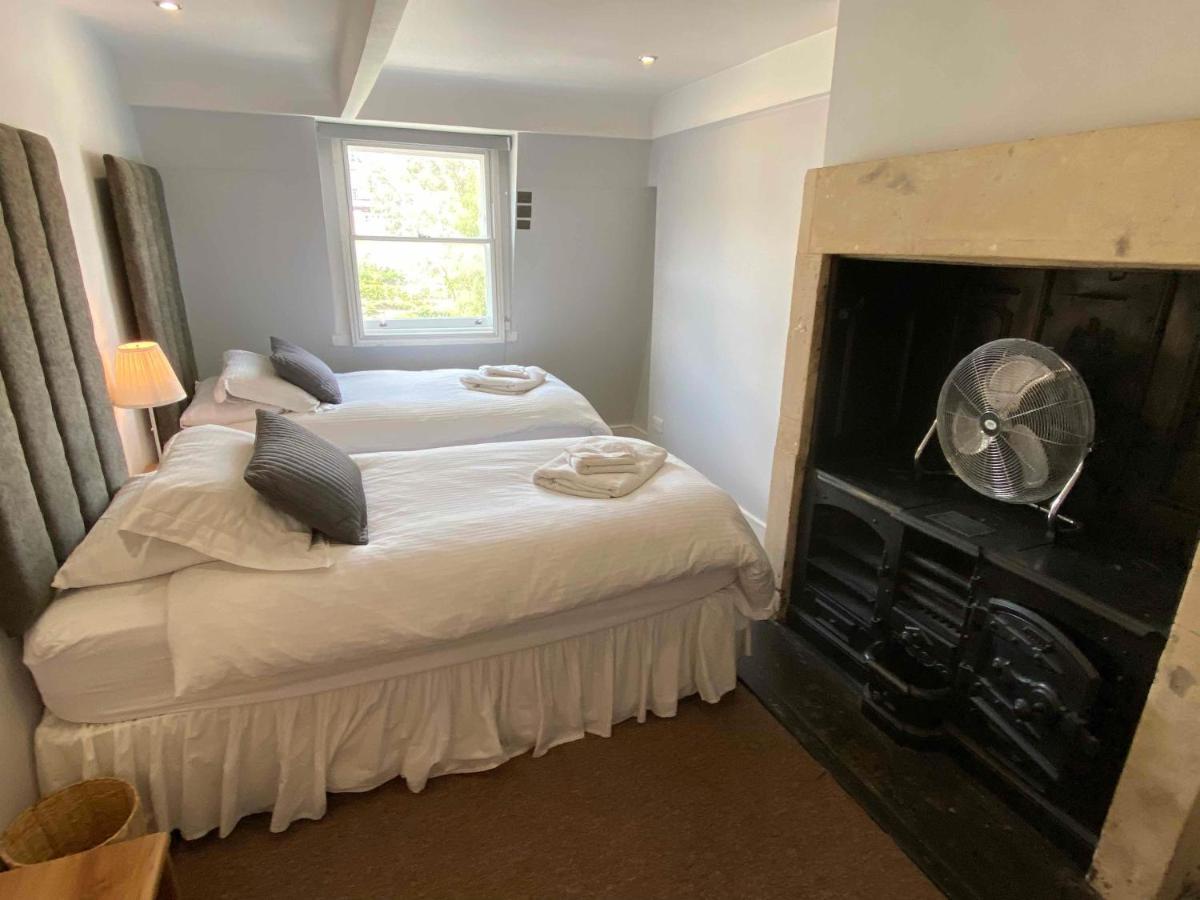 Bath Roof Terrace Apartment, City Centre, Sleeps Up To 8 Exterior foto