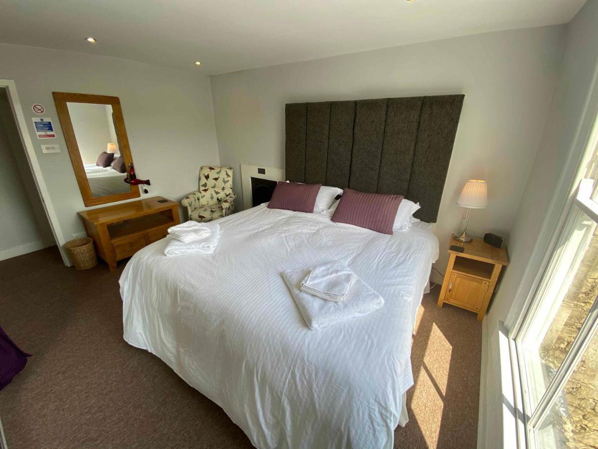Bath Roof Terrace Apartment, City Centre, Sleeps Up To 8 Exterior foto